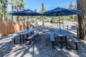 Cottage 6 Black Bear Walking Distance Lake, Village and Forest